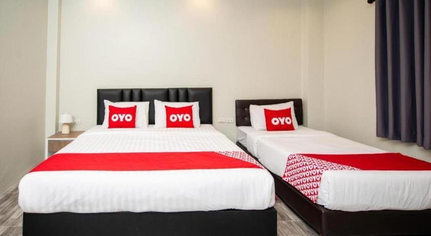 Hotel Oyo 259 Baan Napatr Bang Tao Beach  Exterior foto
